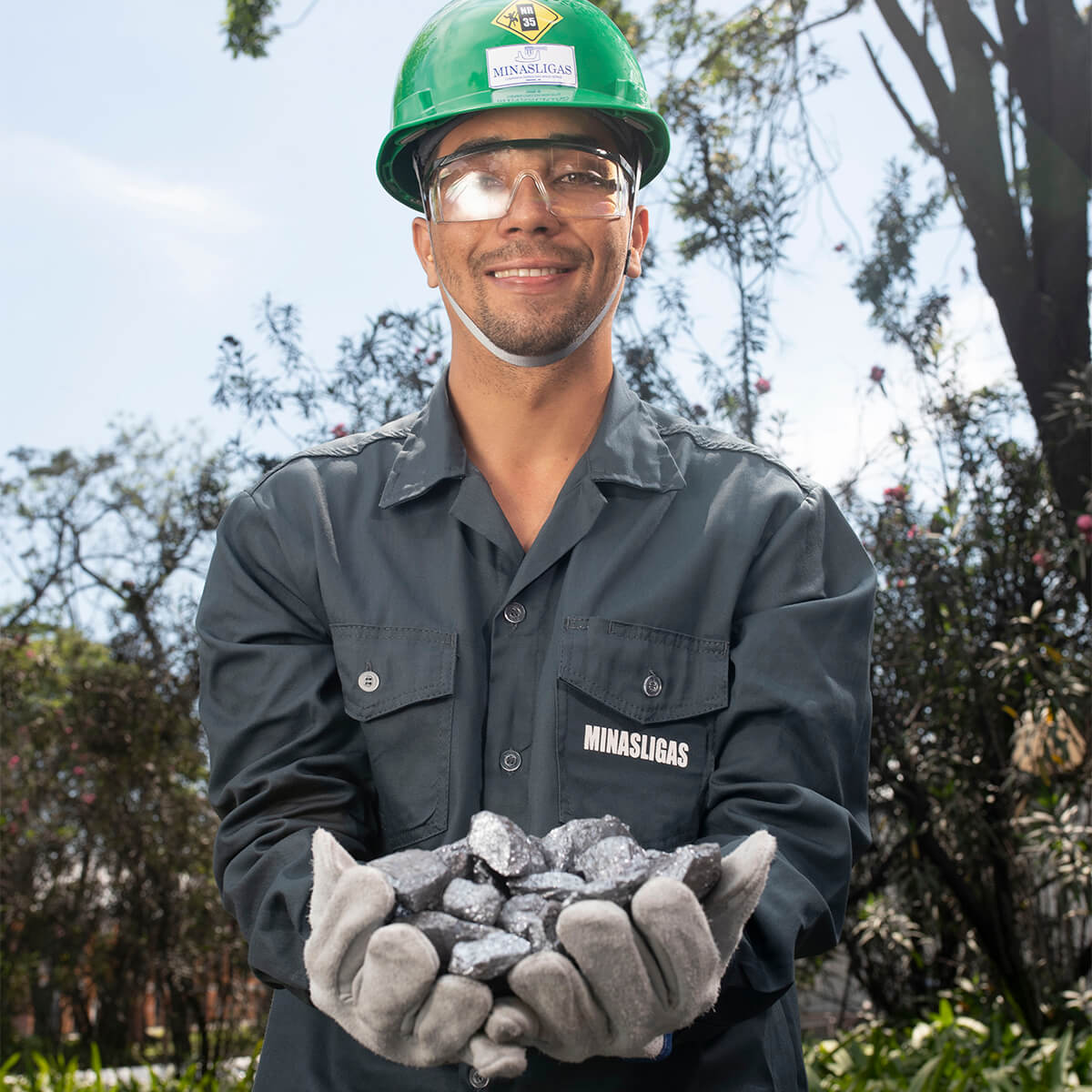 silicio-metalico-homem